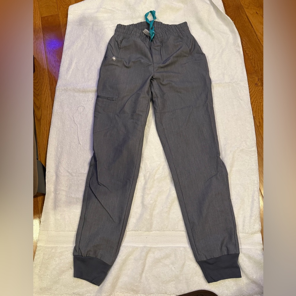Figs Women’s scrubs pants Sz XS